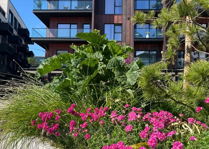 Chic Duplex Near Sea And Old Town In Aria Apartament Tallin